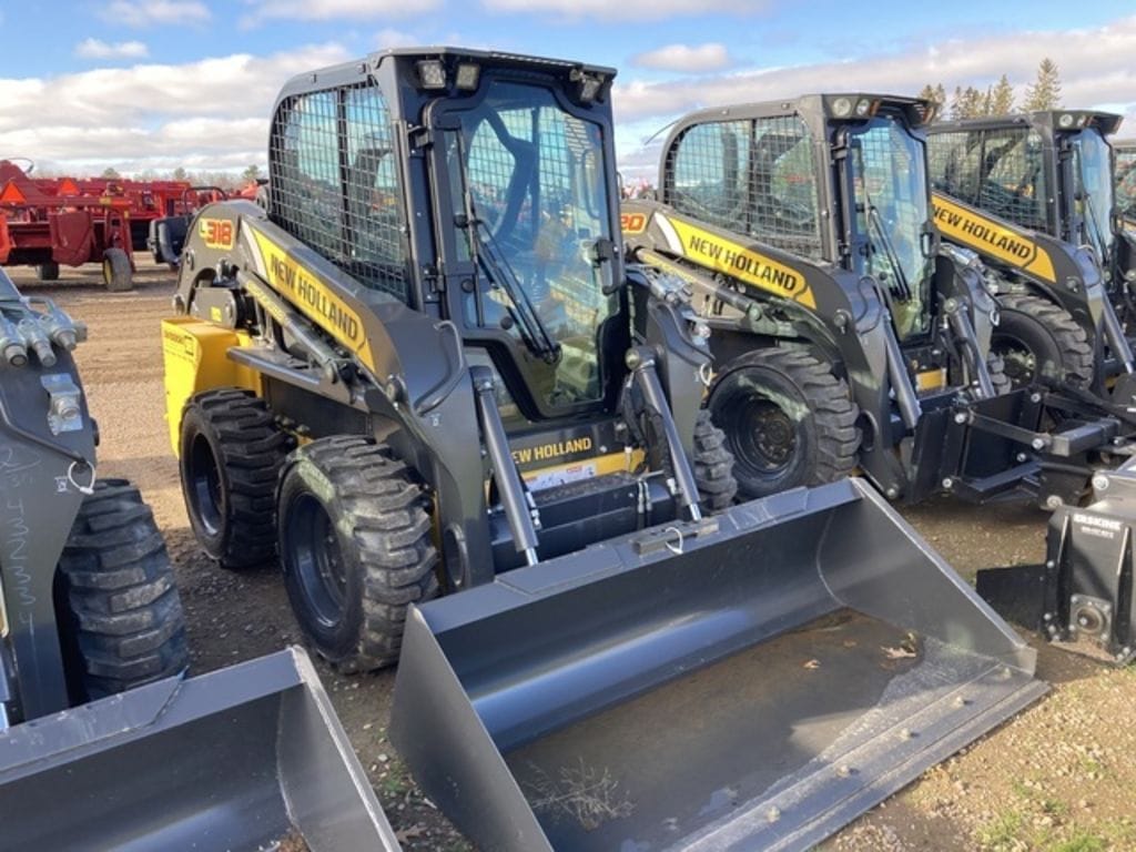 2023 New Holland L318 Equipment Image0