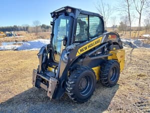 2023 New Holland L318 Image