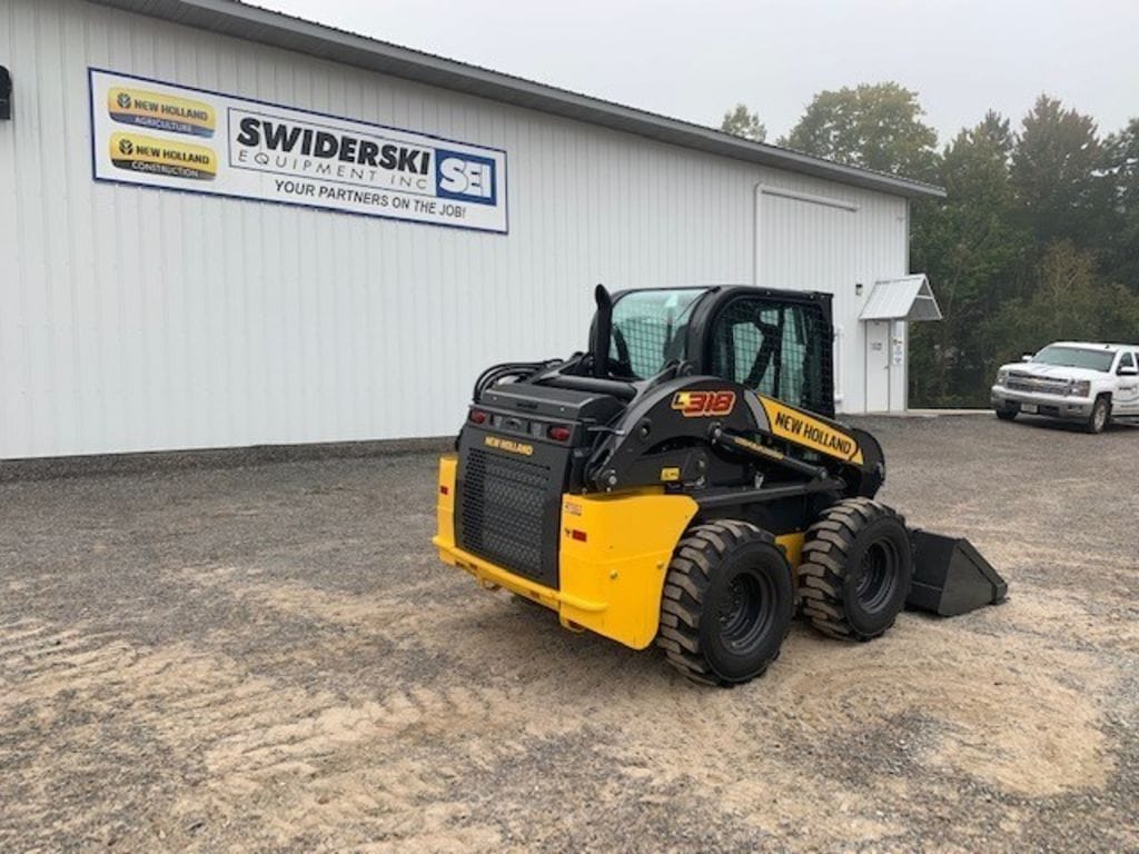 Main image New Holland L318