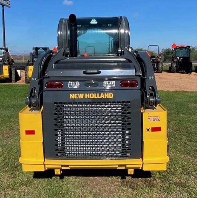 Image of New Holland L318 equipment image 3