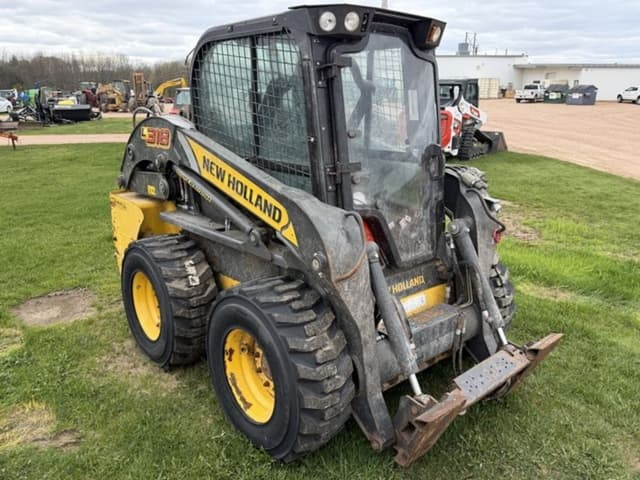 Image of New Holland L318 equipment image 2