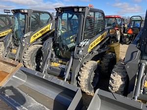 2023 New Holland L318 Image