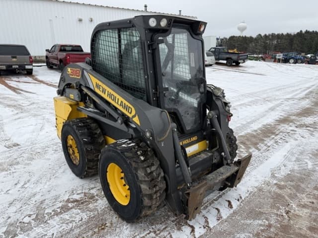 Image of New Holland L318 equipment image 2