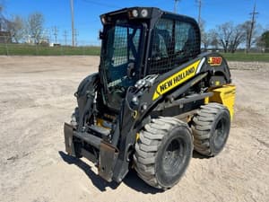 2023 New Holland L318 Image
