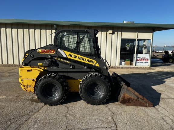 2023 New Holland L320 Equipment Image0