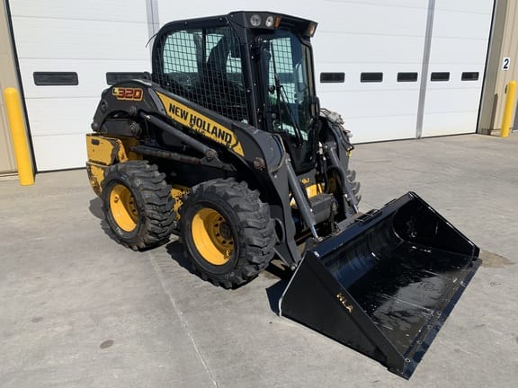 2023 New Holland L320 Equipment Image0