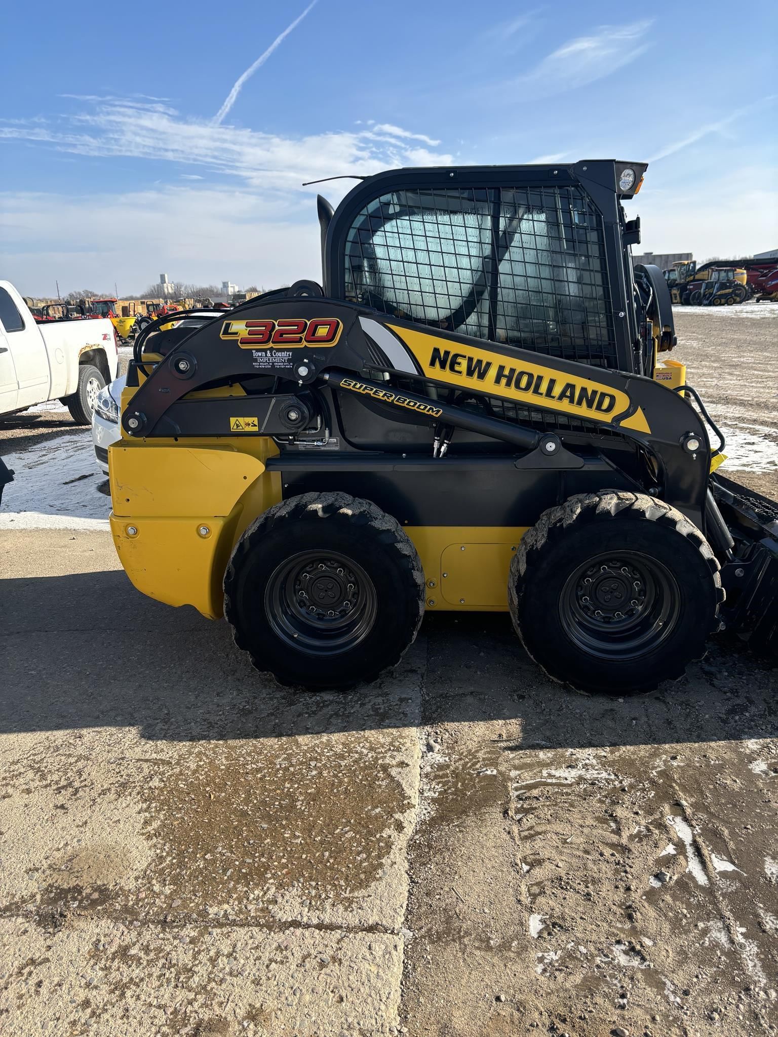 2023 New Holland L320 Equipment Image0