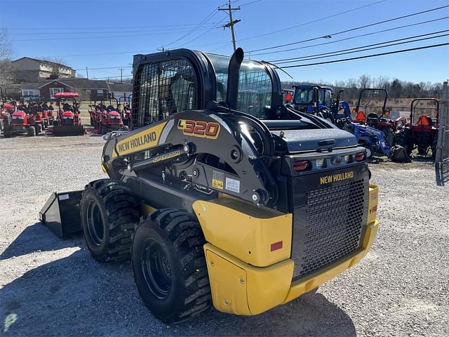 Image of New Holland L320 equipment image 4