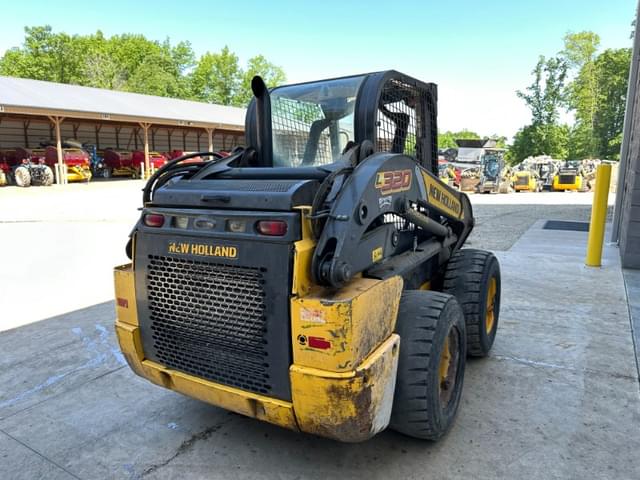 Image of New Holland L320 equipment image 2