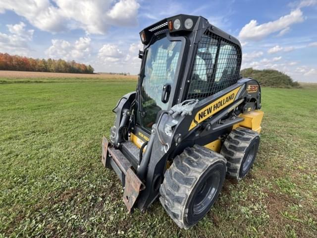 Image of New Holland L320 equipment image 1