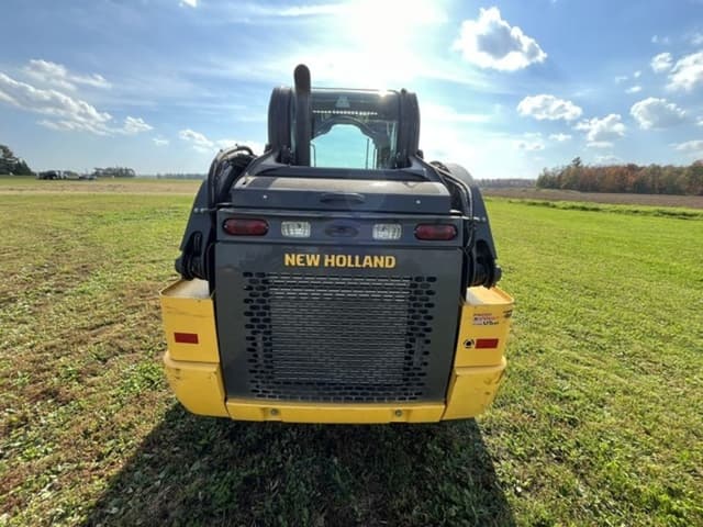 Image of New Holland L320 equipment image 1
