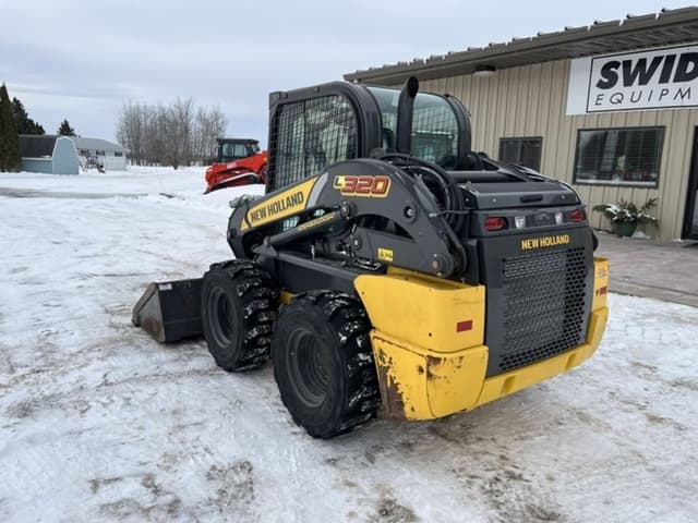 Image of New Holland L320 equipment image 2