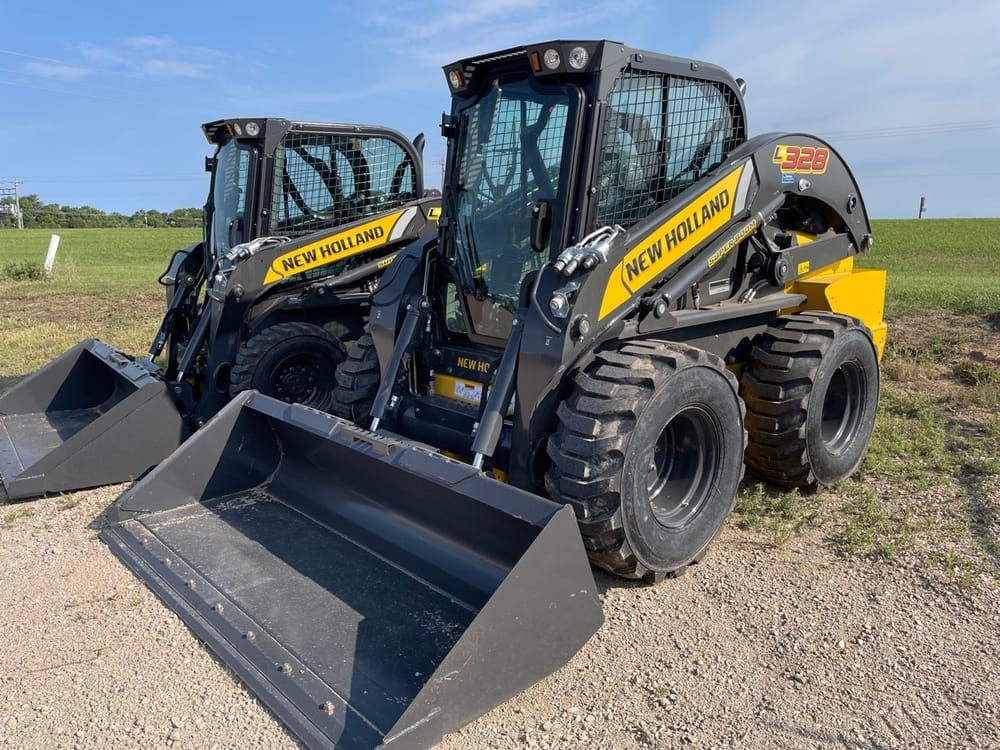 Main image New Holland L328