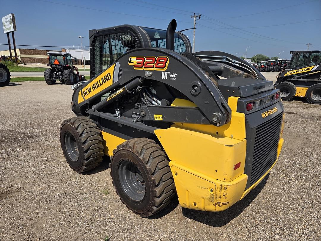 Image of New Holland L328 Primary image