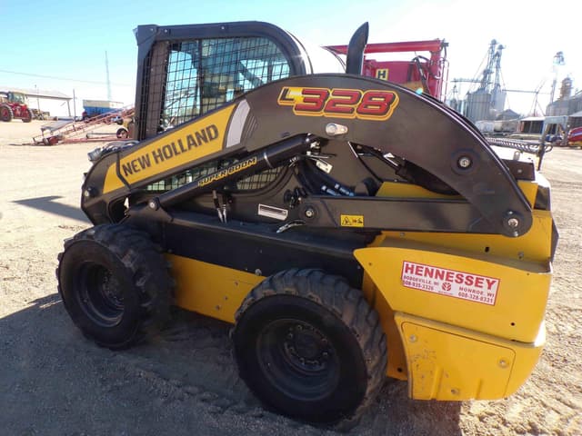 Image of New Holland L328 equipment image 4