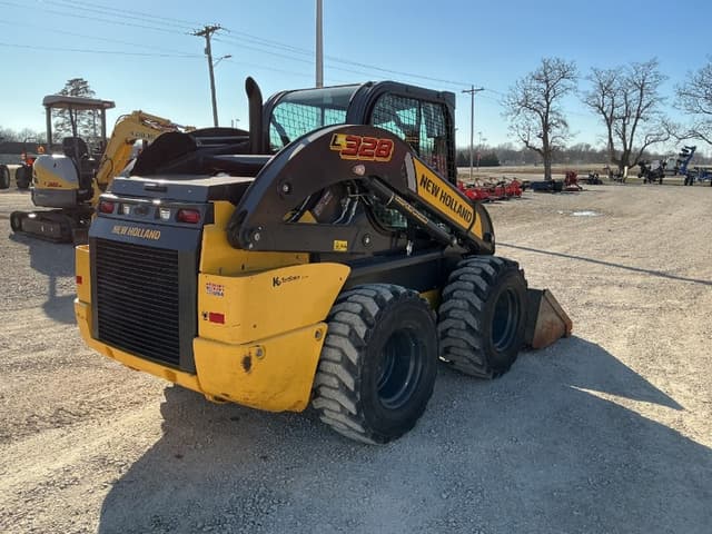 Image of New Holland L328 equipment image 4