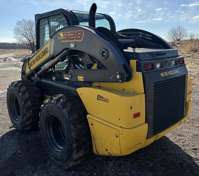 Image of New Holland L328 equipment image 4