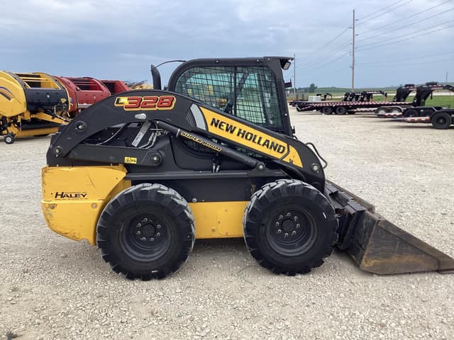 Image of New Holland L328 equipment image 4