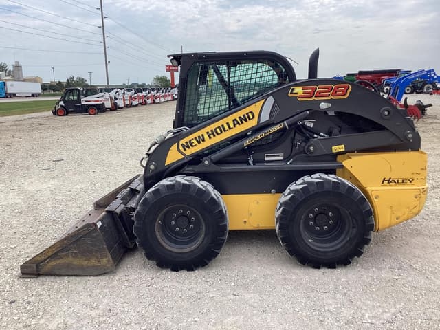 Image of New Holland L328 equipment image 1