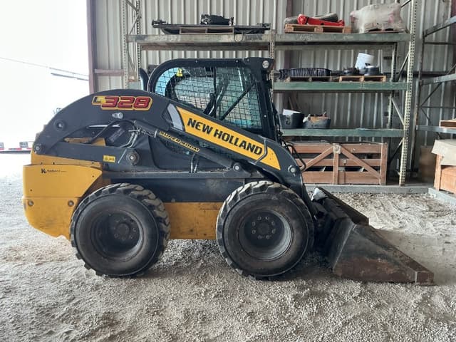 Image of New Holland L328 equipment image 2