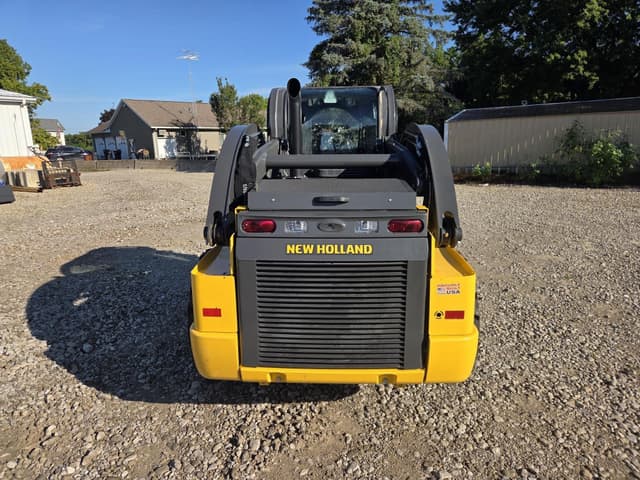 Image of New Holland L328 equipment image 3