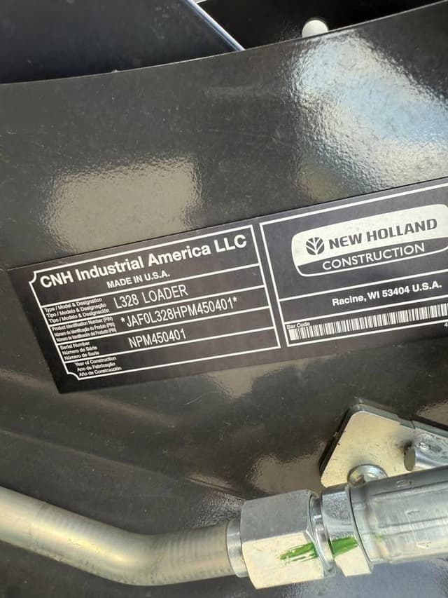Image of New Holland L328 equipment image 4
