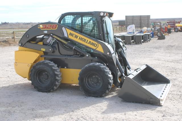 Image of New Holland L328 equipment image 4