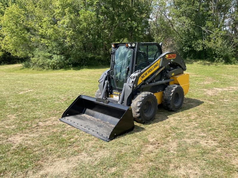 Image of New Holland L328 Primary image