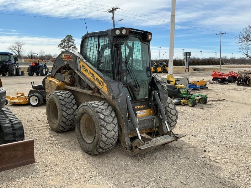 Image of New Holland L334 Primary image
