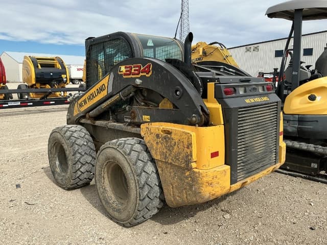Image of New Holland L334 equipment image 4
