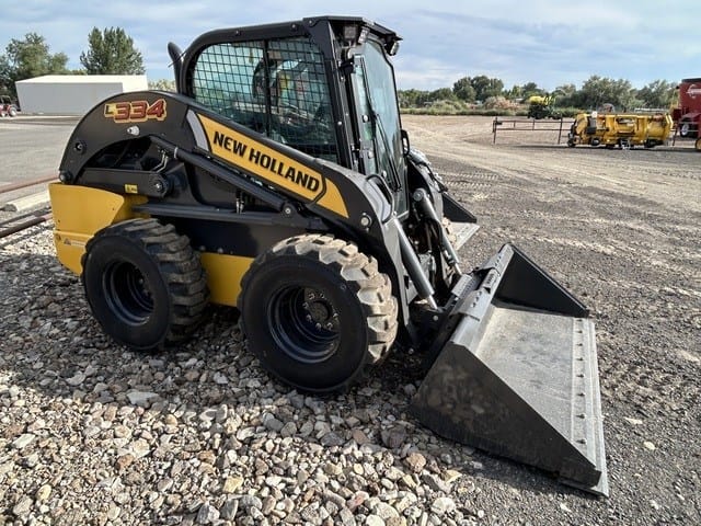 New Holland L334 Equipment Image0