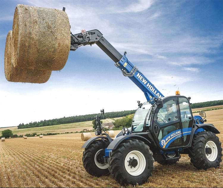 2023 New Holland LM7.42 Equipment Image0