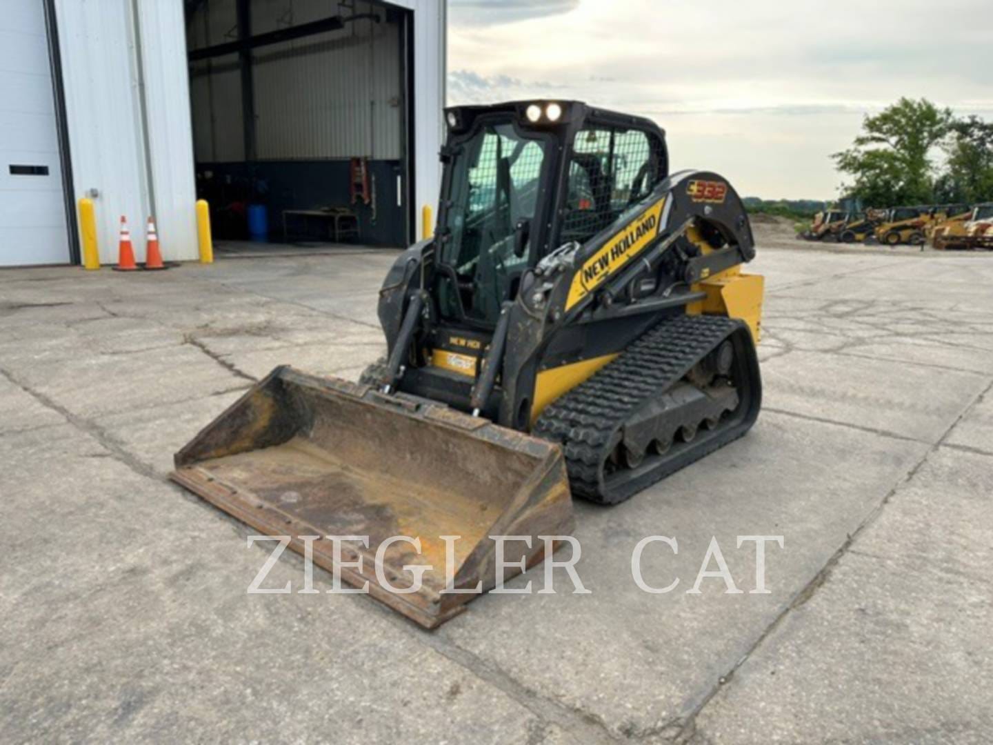 2023 New Holland C332 Equipment Image0