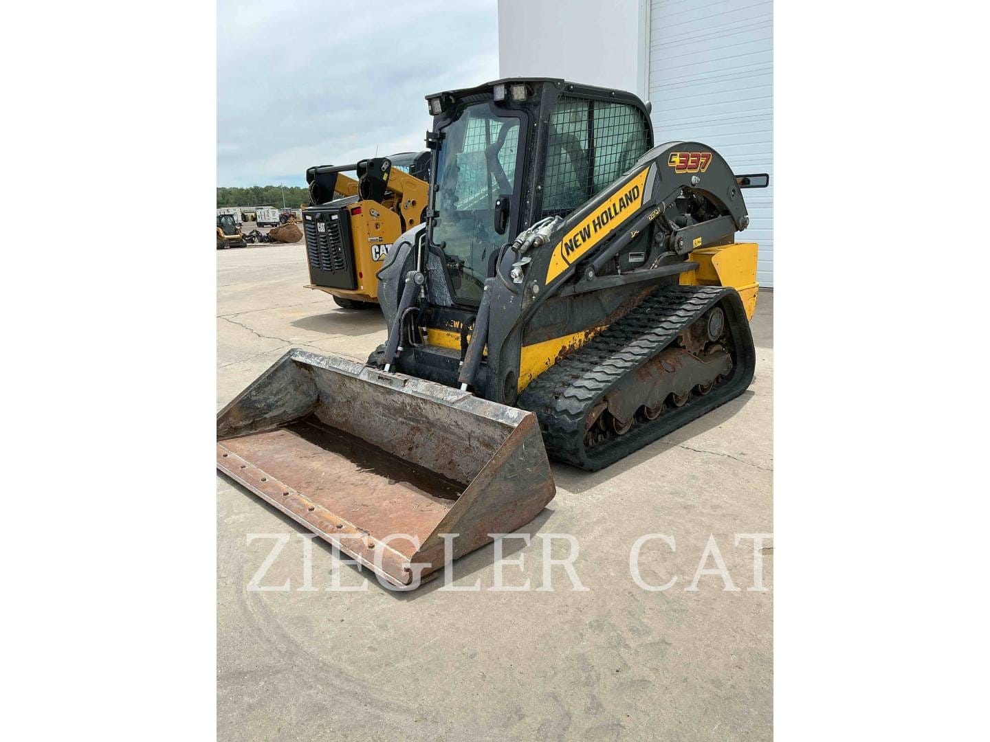 2023 New Holland C337 Equipment Image0