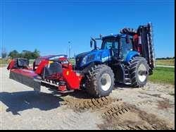2023 New Holland Megacutter 533/Megacutter 512 Equipment Image0