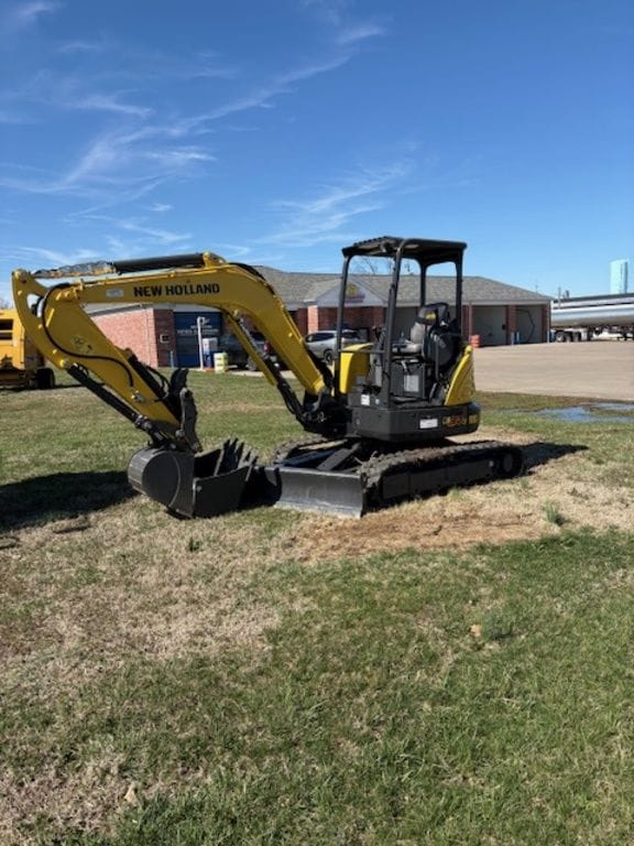 2023 New Holland E37C Equipment Image0