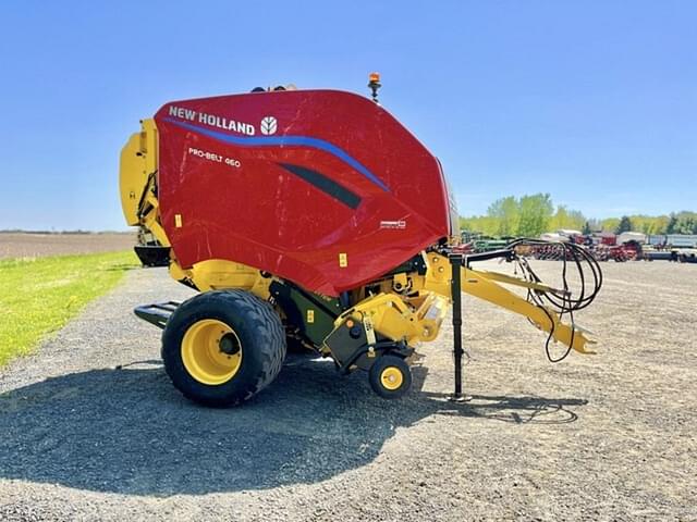 Image of New Holland Pro-Belt 460 equipment image 2