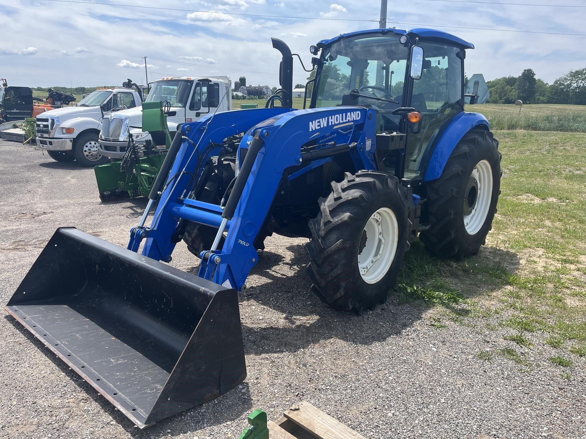 2023 New Holland PowerStar 100 Equipment Image0