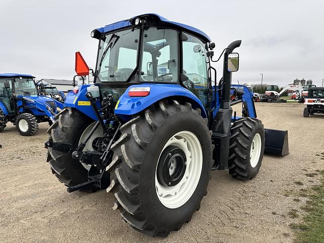 Image of New Holland PowerStar 110 equipment image 4