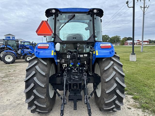 Image of New Holland PowerStar 120 equipment image 3