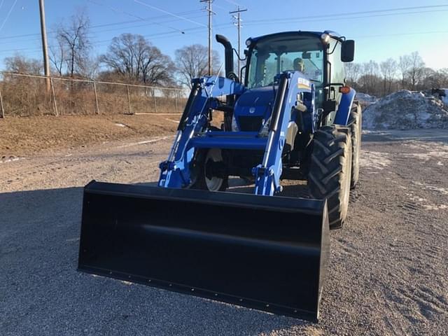 Image of New Holland PowerStar 90 equipment image 2