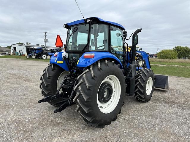 Image of New Holland PowerStar 90 equipment image 4