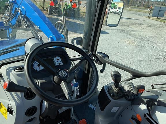 Image of New Holland PowerStar 90 equipment image 4