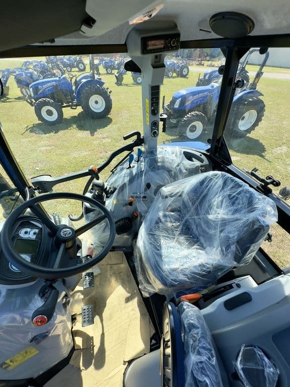 Image of New Holland PowerStar 110 equipment image 3