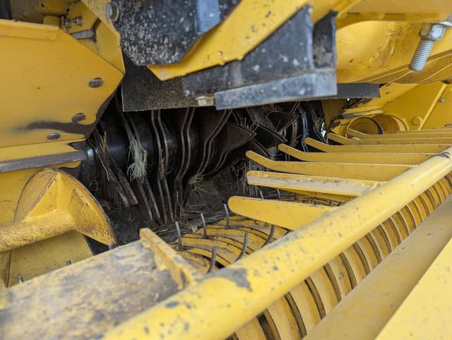 Image of New Holland RB460 equipment image 1
