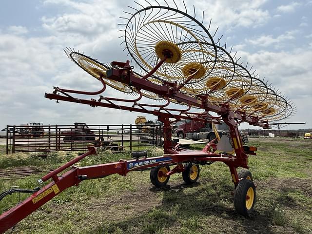 Image of New Holland ProCart 1428P equipment image 3