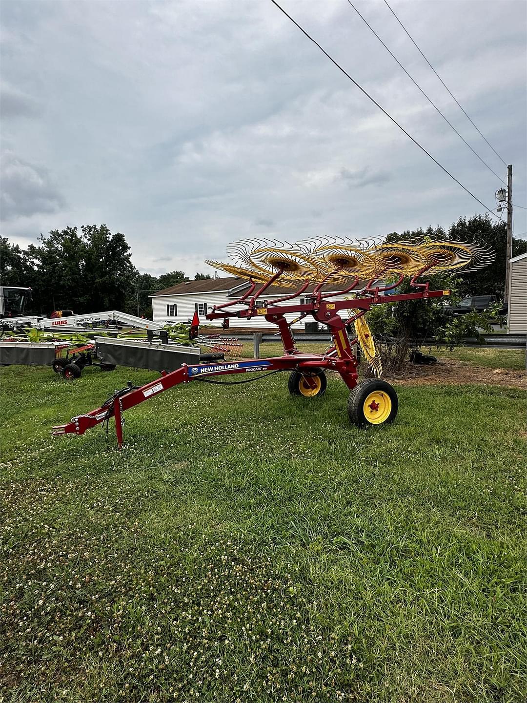 Image of New Holland ProCart 819 Image 1