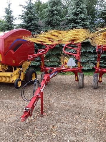 2023 New Holland ProCart 819 Equipment Image0