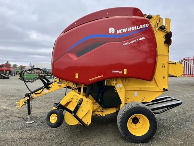 Image of New Holland RB460 equipment image 3