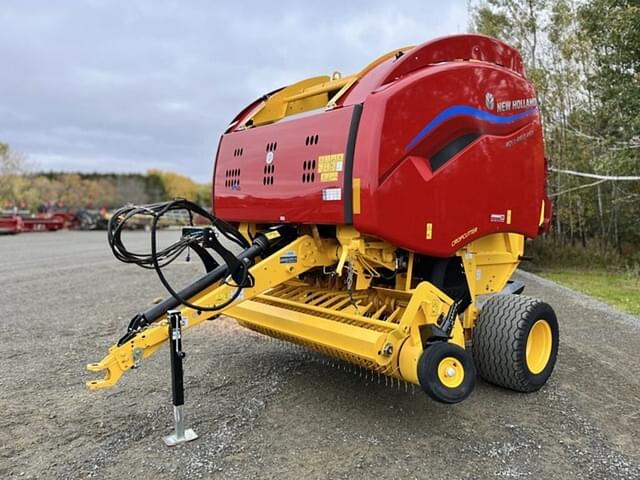 Image of New Holland RB460 equipment image 1